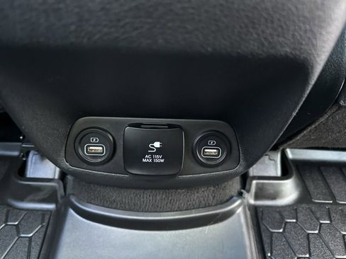 Used 2022 Hyundai Santa Fe Limited image 41