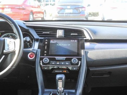 Used 2018 Honda Civic EX-L image 18