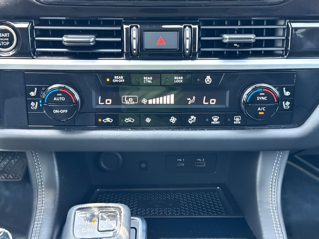 Used 2023 Nissan Pathfinder Platinum AWD/4WD image 21