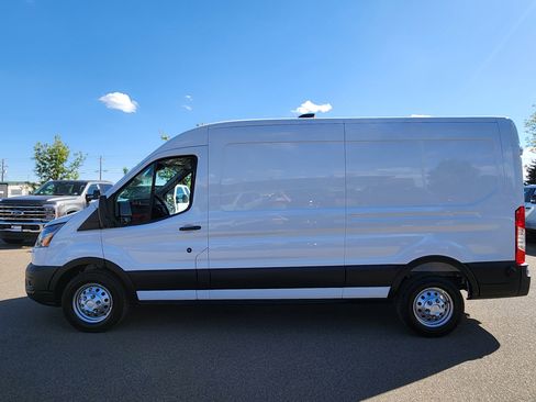 New 2026 Ford Transit 250 148 Medium Roof Extended AWD image 4