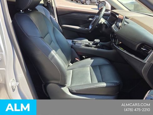 Used 2022 Nissan Rogue SL FWD image 18