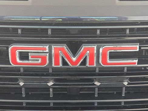 Used 2024 GMC Sierra 1500 Elevation RWD image 35