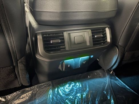 New 2025 Ford F150 Lariat w/ Equipment Group 501A Mid image 27