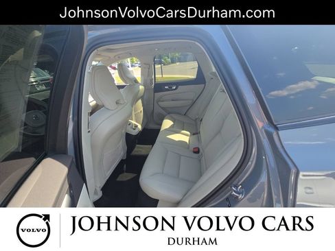 Used 2024 Volvo XC60 B5 Core w/ Climate Package AWD/4WD image 17