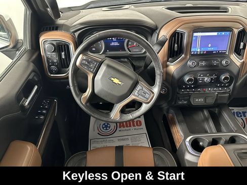Used 2019 Chevrolet Silverado 1500 High Country w/ Safety Package II AWD/4WD image 27