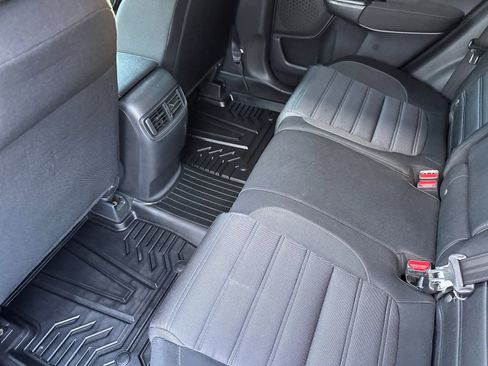 Used 2017 Honda CR-V LX image 12