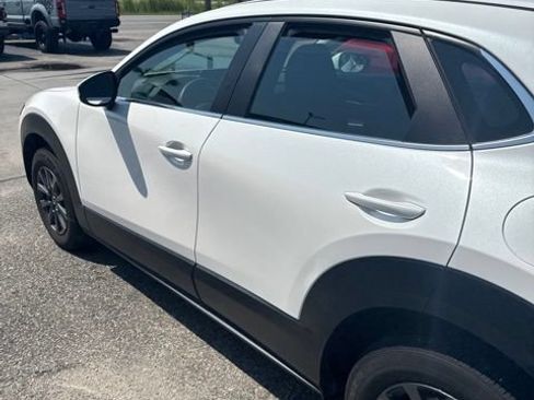 Used 2023 MAZDA CX-30 AWD 2.5 S image 2