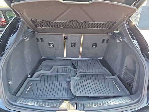 Used 2019 Porsche Macan image 15