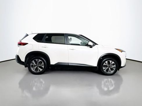 Used 2023 Nissan Rogue SV AWD/4WD image 9
