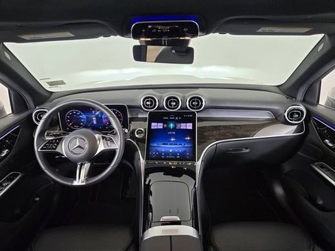 Certified 2025 Mercedes-Benz GLC 300 4MATIC image 22