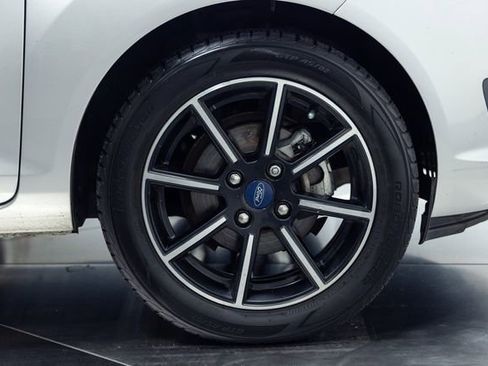 Used 2018 Ford Fiesta SE image 28