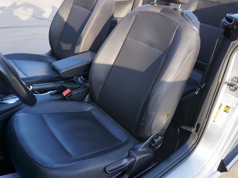 Used 2013 Volkswagen Beetle 2.0T image 27