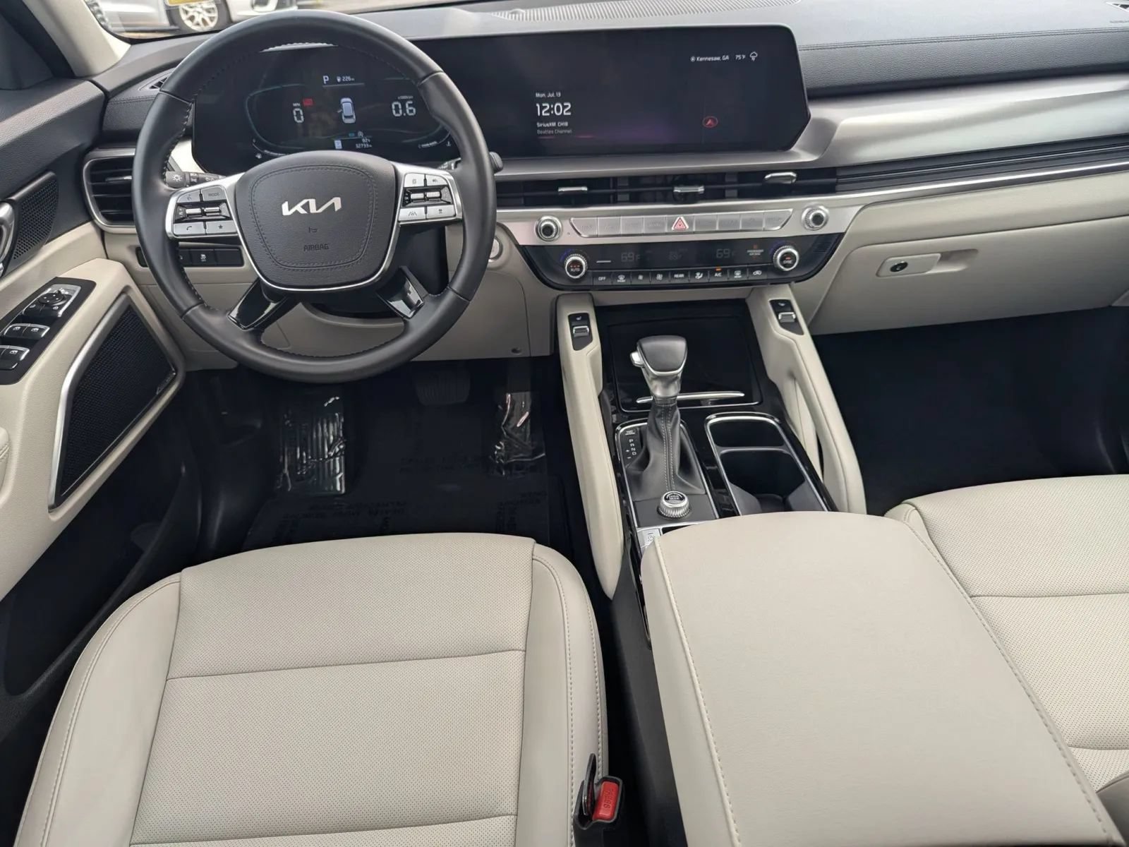 Used 2024 Kia Telluride S w/ S Sunroof Package FWD image 20