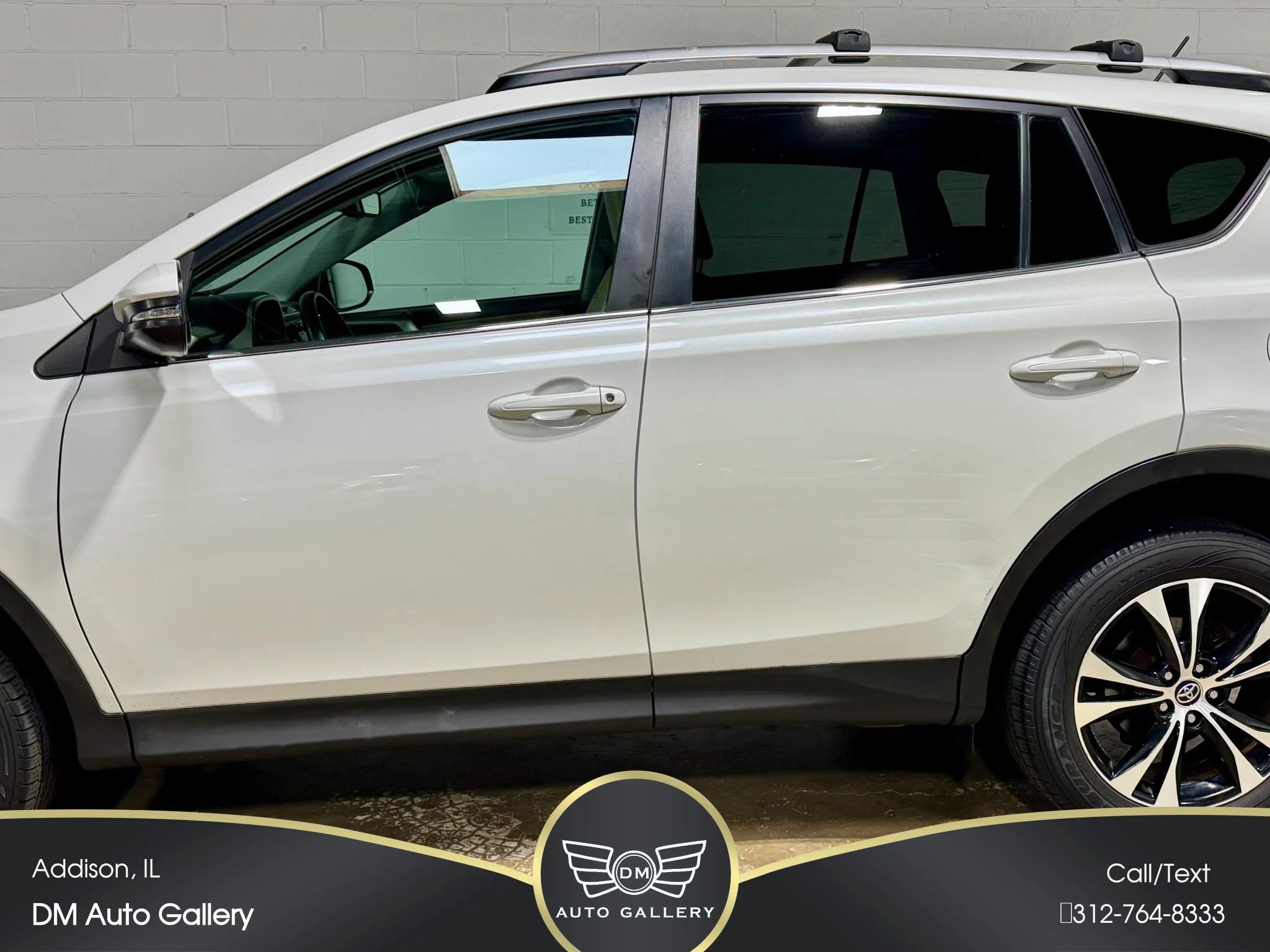 Used 2015 Toyota RAV4 Limited w/ Technology Package AWD/4WD image 11