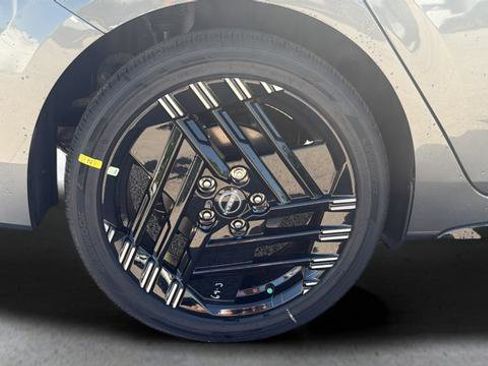 New 2026 Nissan Sentra SR FWD image 26