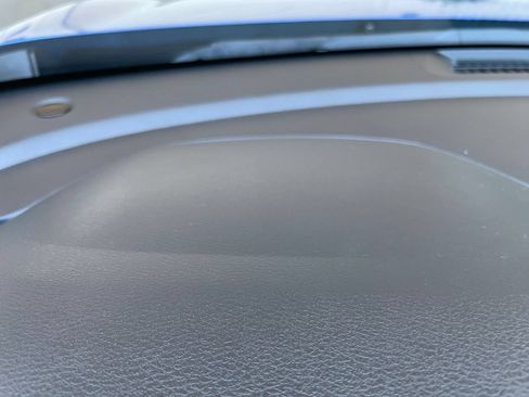 Used 2025 Nissan Sentra SV FWD image 34
