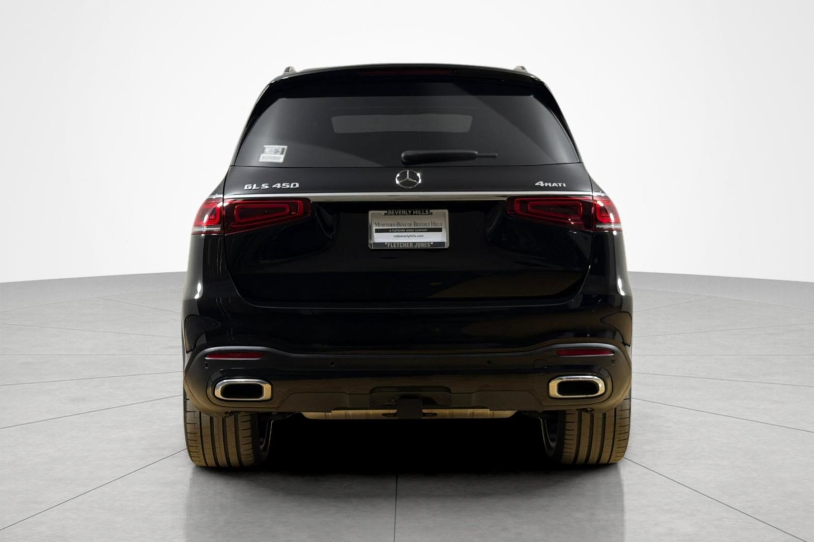 Used 2022 Mercedes-Benz GLS 450 4MATIC image 4