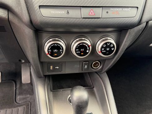 Used 2025 Mitsubishi Outlander Sport ES AWD/4WD image 23