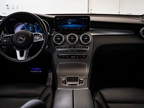 Certified 2022 Mercedes-Benz GLC 300 4MATIC image 33