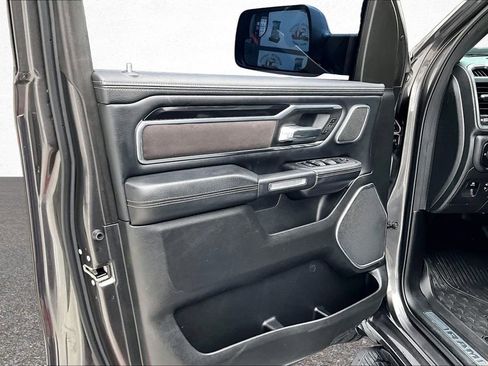 Used 2022 RAM 1500 Laramie AWD/4WD image 21