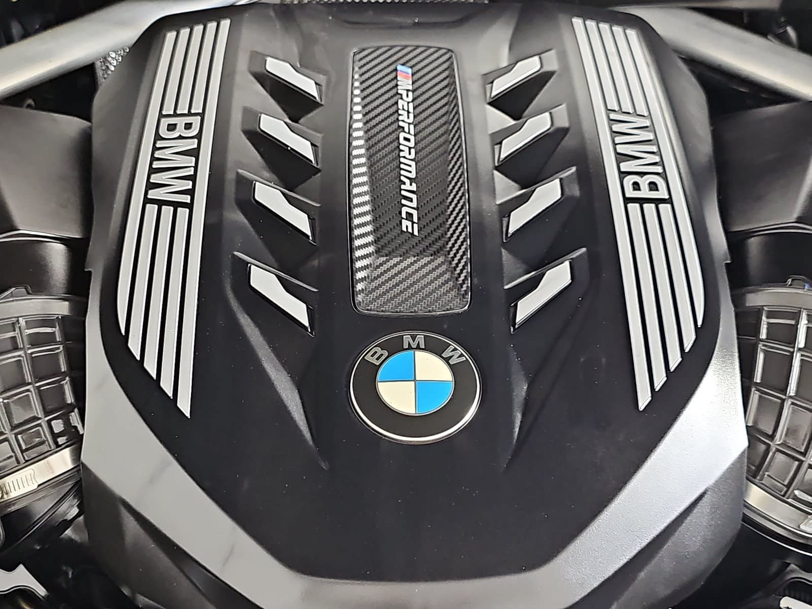 Used 2020 BMW X5 M50i w/ Executive Package AWD/4WD image 33