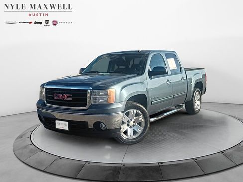 Used 2007 GMC Sierra 1500 SLT w/ SLE/SLT Trailering Package image 1