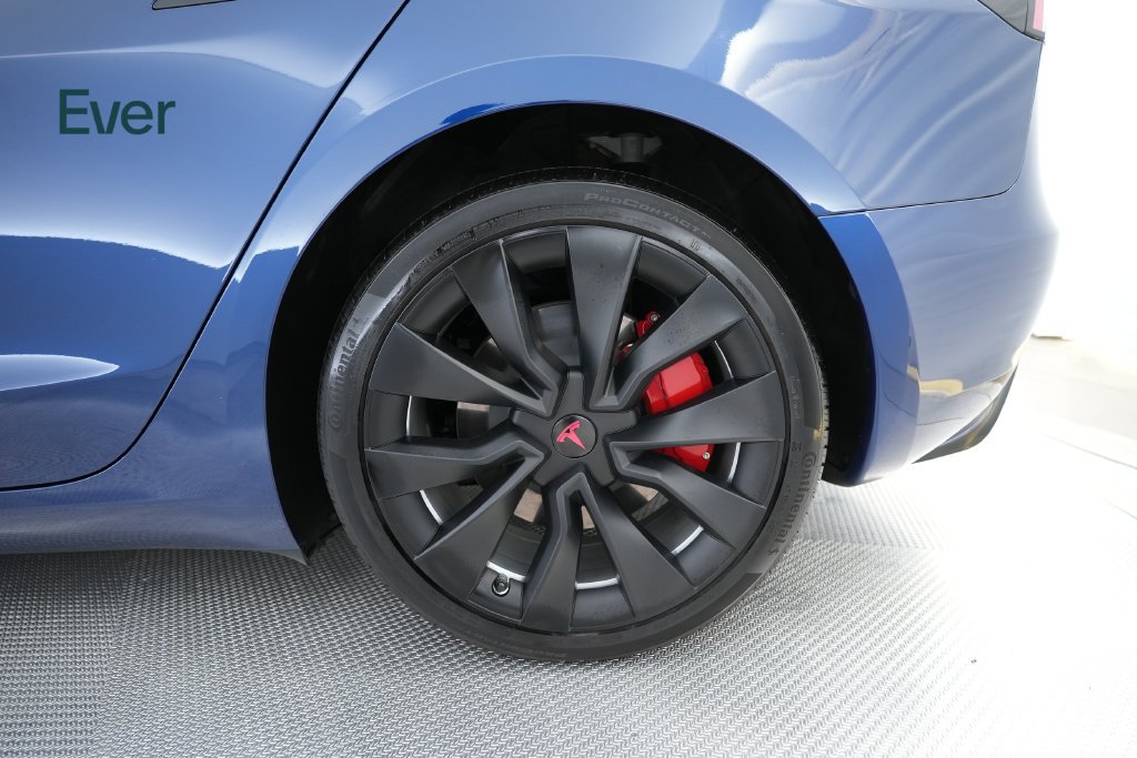 Used 2024 Tesla Model 3 Standard Range RWD image 9