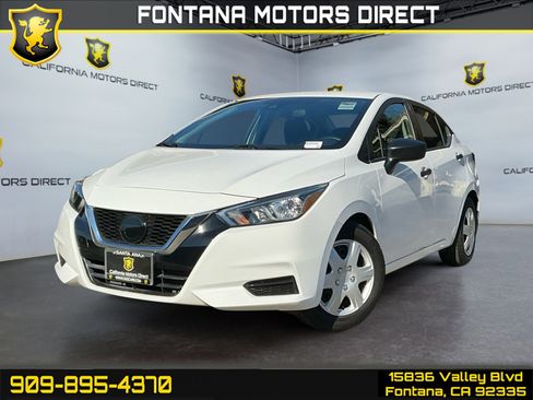 Used 2021 Nissan Versa S FWD image 1