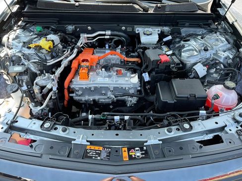 New 2026 Cadillac Lyriq Sport w/ LPO, Floor Liner Package image 31