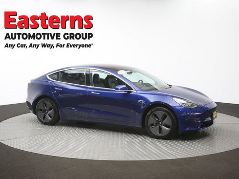 Used 2018 Tesla Model 3 Mid Range RWD image 42