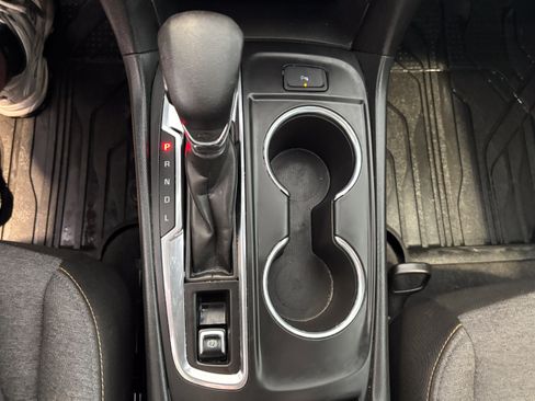 Used 2024 Chevrolet Equinox LT w/ LPO, Floor Liner Package FWD image 12