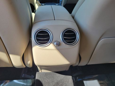 Used 2022 Mercedes-Benz GLC 300 image 8