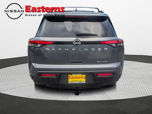 Used 2022 Nissan Pathfinder SV image 7