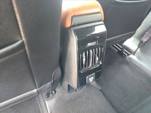 Used 2024 Jeep Compass Limited AWD/4WD image 17
