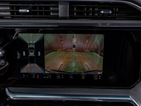 Used 2025 GMC Sierra 2500 Denali Ultimate image 26