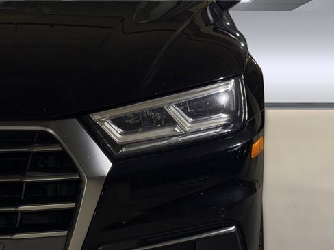 Used 2018 Audi Q5 2.0T Premium Plus w/ Premium Plus Package AWD/4WD image 10