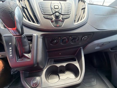 Used 2018 Ford Transit 250 148 Medium Roof RWD image 19