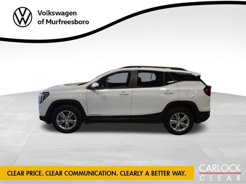 Used 2023 GMC Terrain SLE w/ Driver Convenience Package AWD/4WD image 3