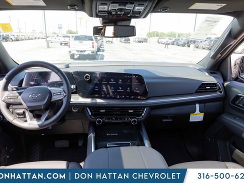 New 2026 Chevrolet Tahoe Z71 w/ Comfort Package AWD/4WD image 4