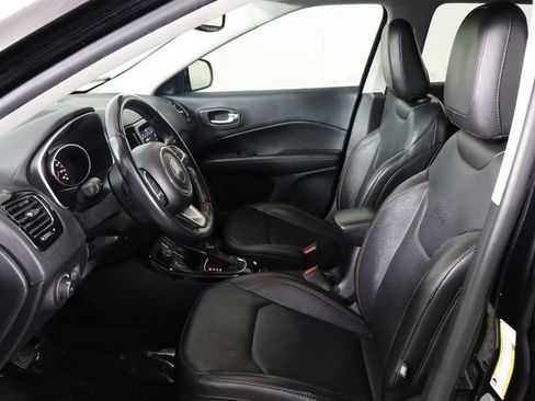 Used 2021 Jeep Compass Limited w/ Sun and Sound Group AWD/4WD image 14