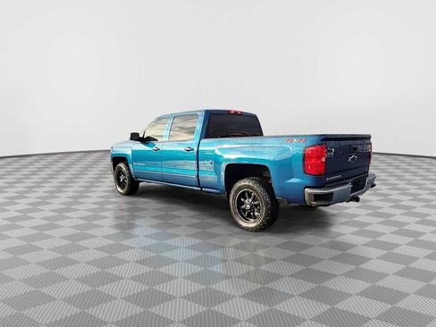 Used 2018 Chevrolet Silverado 1500 LT w/ All Star Edition image 6