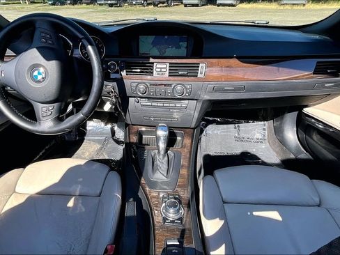 Used 2012 BMW 328i Convertible RWD image 16
