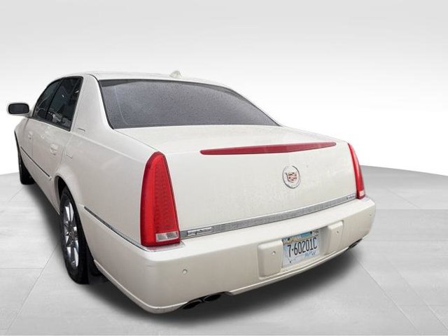 Used 2010 Cadillac DTS Luxury FWD image 15
