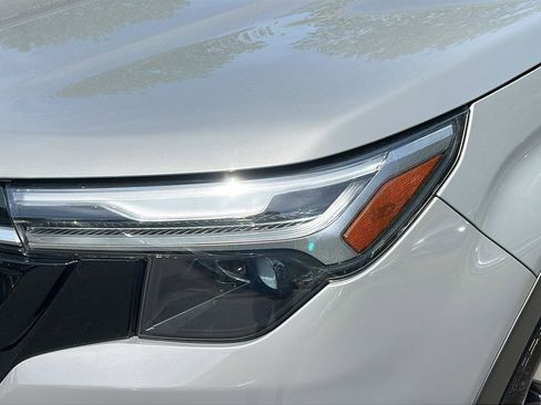 Certified 2025 Subaru Forester Touring AWD/4WD image 9