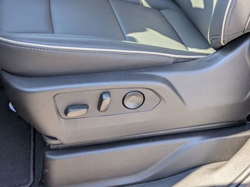 New 2026 Chevrolet Tahoe Premier image 16