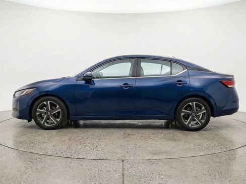 Used 2025 Nissan Sentra SV FWD image 5