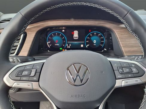 New 2026 Volkswagen Atlas SEL AWD/4WD image 25