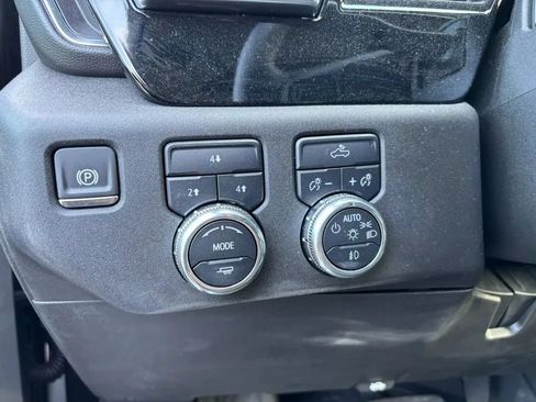 Used 2024 GMC Sierra 2500 SLE w/ SLE Value Package; AWD/4WD image 22
