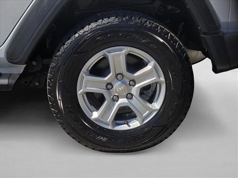 Used 2020 Jeep Wrangler Unlimited Sport S image 22
