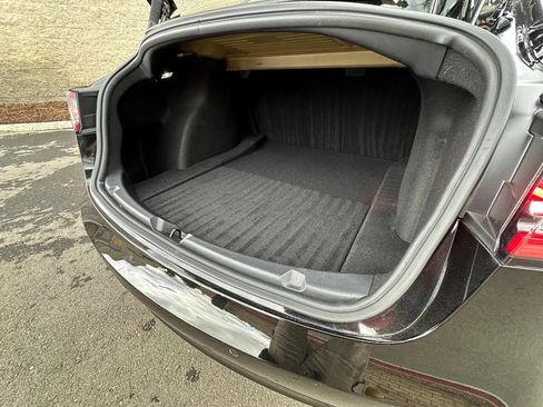 Used 2021 Tesla Model 3 Standard Range Plus image 26